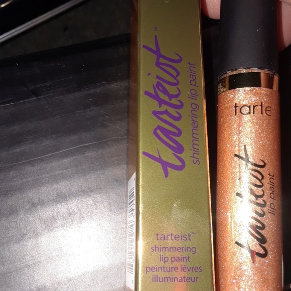 Tarte 'Tartist' shimmering lip paint - Picture 2 of 4